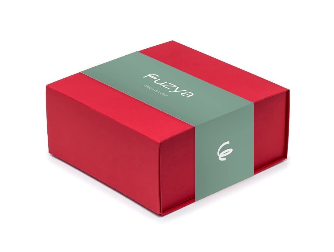 czerwone pudełko prezentowe Fuzya